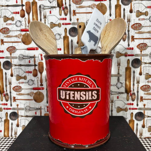 Utensil holder
