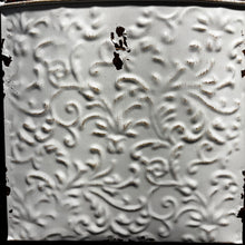 Load image into Gallery viewer, Debossed Floral Wall Pockets