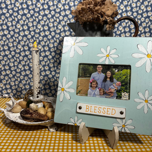 Daisy Blessed Frame