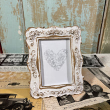 Load image into Gallery viewer, Antique Style Photo Frame