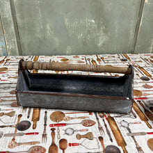 Load image into Gallery viewer, Spindle Handle Tray