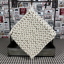 Load image into Gallery viewer, Cotton Crocheted Pot Holder