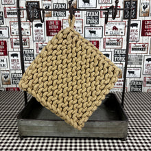 Load image into Gallery viewer, Cotton Crocheted Pot Holder