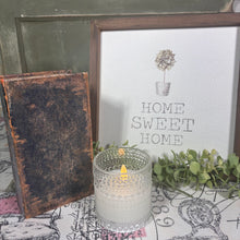 Load image into Gallery viewer, 3D Flame Dotted Glass Candle