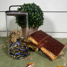 Load image into Gallery viewer, Glass Jar with Wood Lid