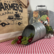 Load image into Gallery viewer, Red Radishes