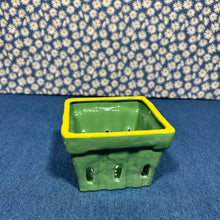 Load image into Gallery viewer, Ceramic Berry Baskets