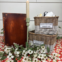 Load image into Gallery viewer, Green Metal Taper Holder