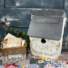 Load image into Gallery viewer, Decorative Mailbox