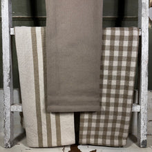 Load image into Gallery viewer, Tan &amp; Cream Cotton Towels