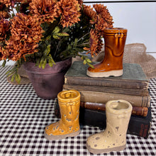 Load image into Gallery viewer, Mini Boot Vases