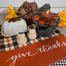 Load image into Gallery viewer, White Pumpkin Salt &amp; Pepper Set