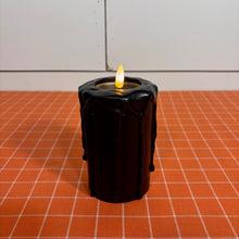 Load image into Gallery viewer, Black Dripping 3D Flame Candle