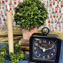 Load image into Gallery viewer, Boxwood Taper Candle Ring