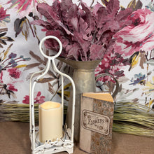 Load image into Gallery viewer, Reddish Dusty Miller Sprays