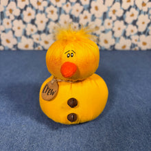 Load image into Gallery viewer, Baby Chicks Soft Sculptures