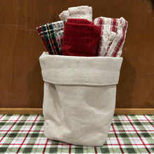 Load image into Gallery viewer, Winter Dish Cloth Set