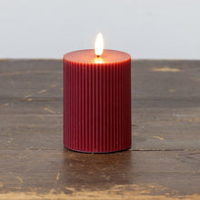 Load image into Gallery viewer, Red Groved 3D Flame Candle
