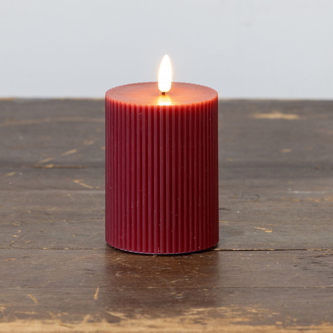 Red Groved 3D Flame Candle