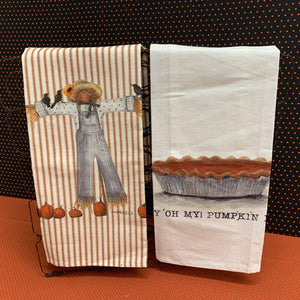 Fall kitchen towels scarecrow and pumpkin pie