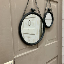 Load image into Gallery viewer, Hanging mirrors with bird detail and chain