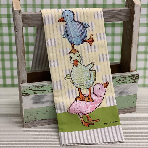 Spring kitchen towel with duck topiary