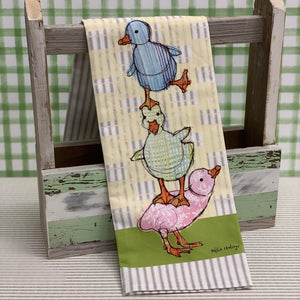 Spring kitchen towel with duck topiary