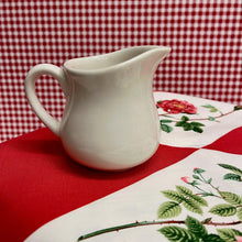 Load image into Gallery viewer, Vintage Style Diner Creamer.